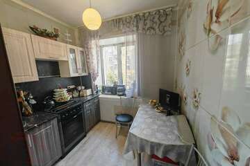 2-к квартира, 42,1 м², 2/4 эт.