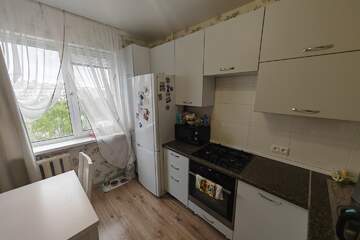 2-к квартира, 52 м², 8/9 эт.
